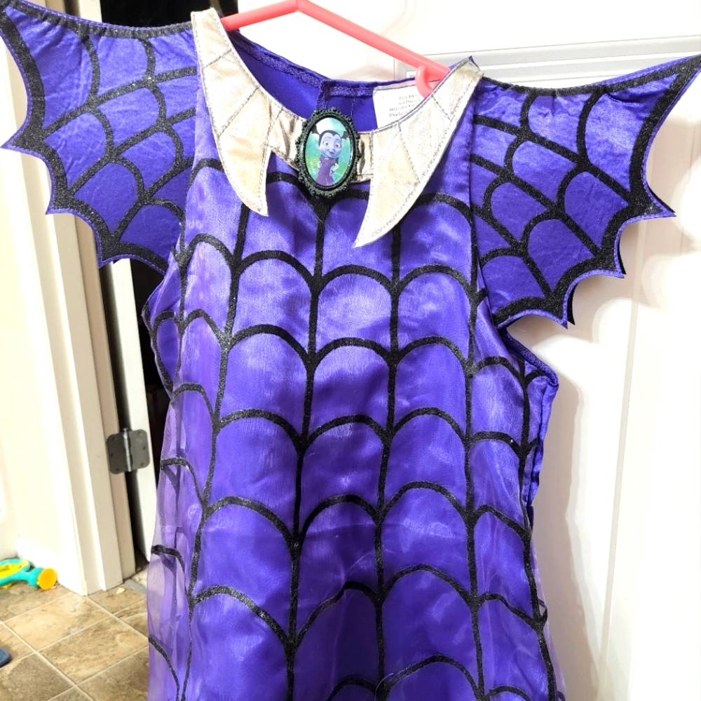 Vamparina costume with accessories
